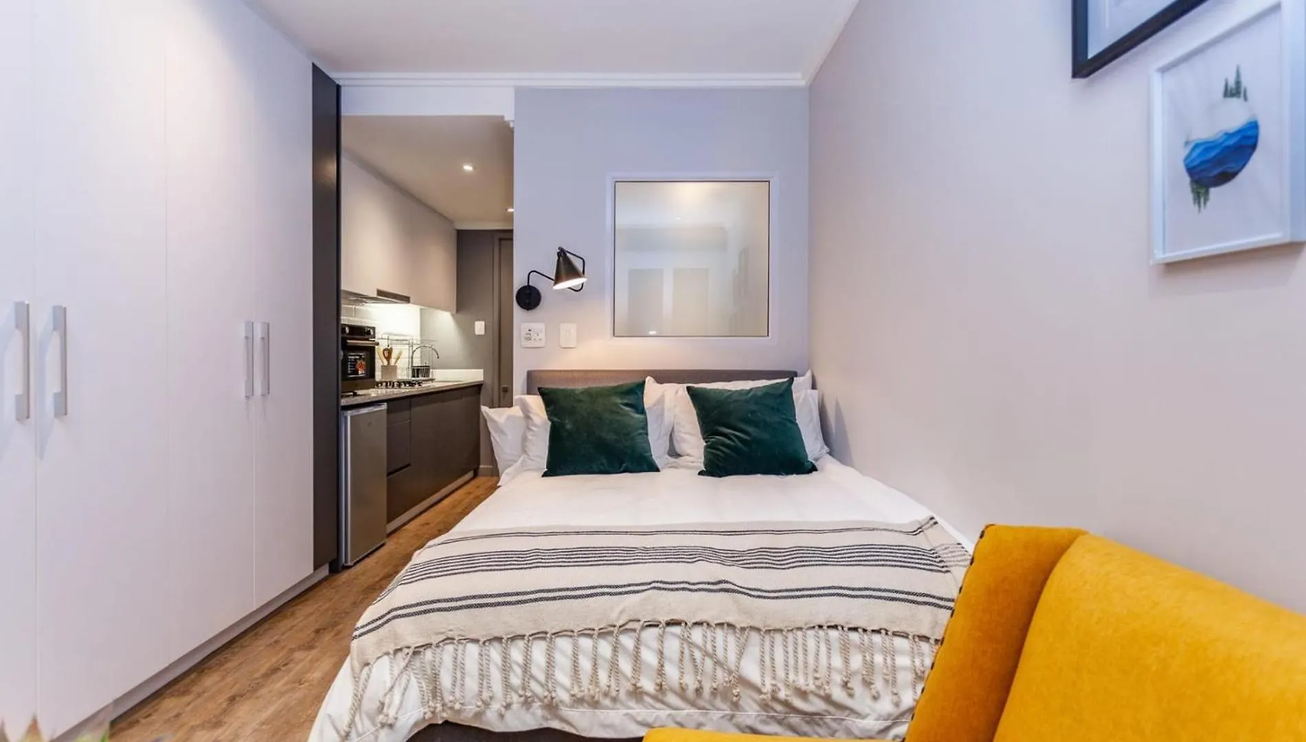 Apartment Serene Haven In A Historic Neighborhood Cape Town