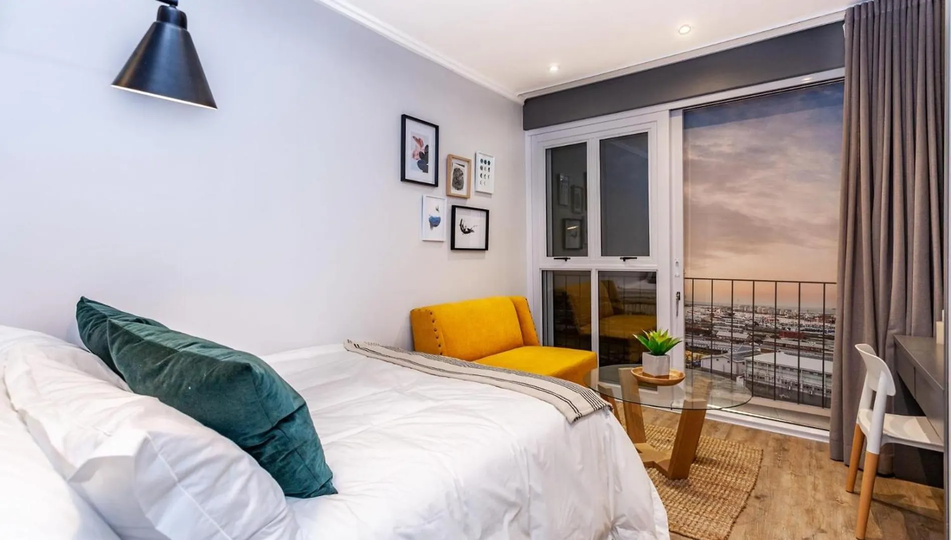 Serene Haven In A Historic Neighborhood Cape Town 0*,  South Africa